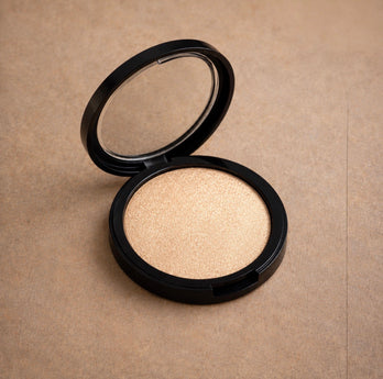 Candlelit Illuminating Powder